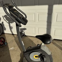 Golds Gym Exercise bike