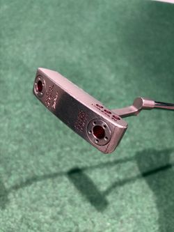 Scotty Cameron Studio Select Newport putter 35” right handed