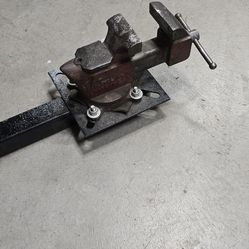 2" hitch vise plate with vise