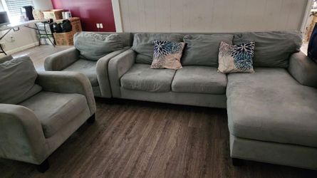 Free living room sofa