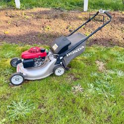 Honda 21" Walk Behind Lawn Mower