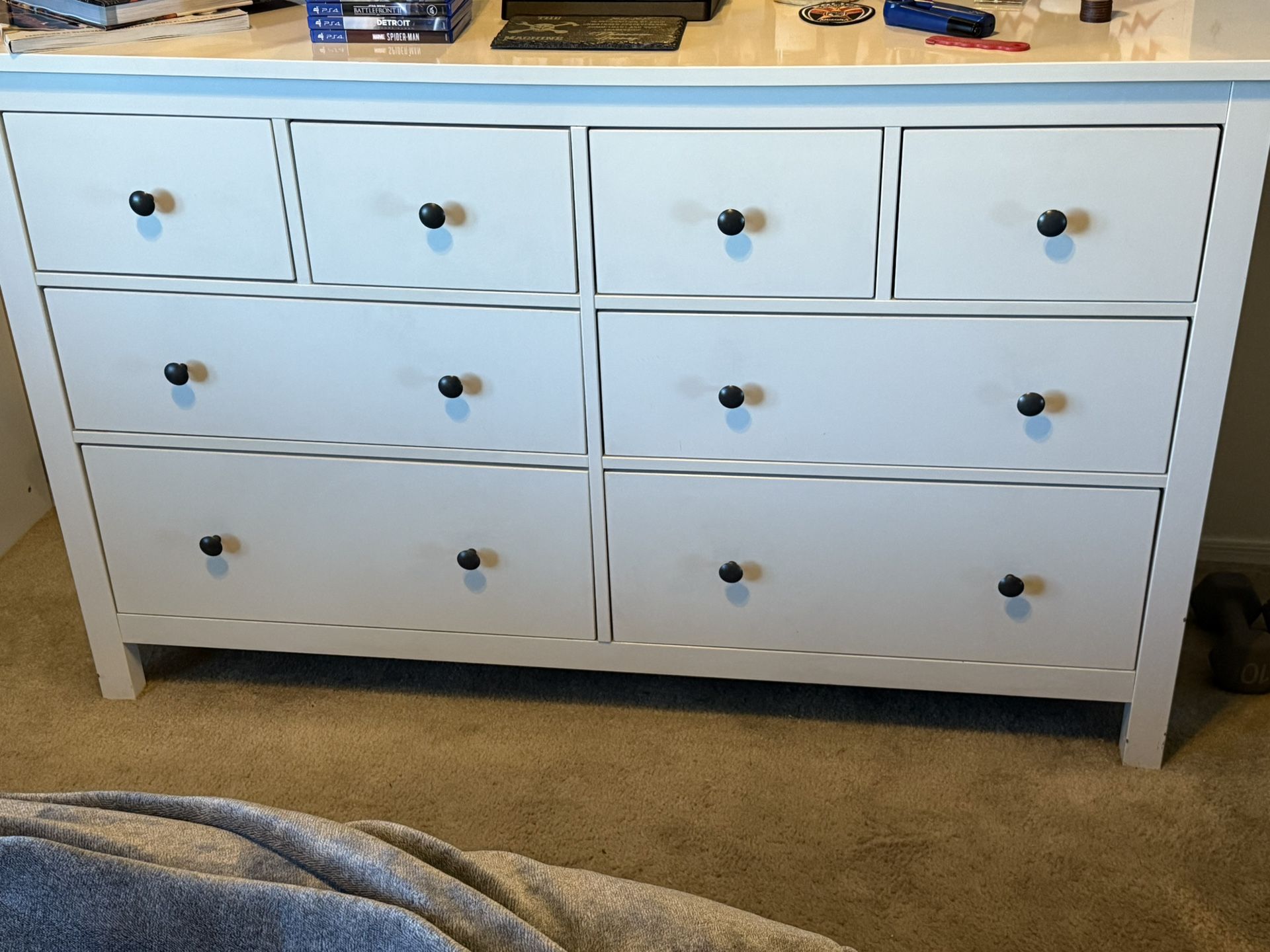 Dresser
