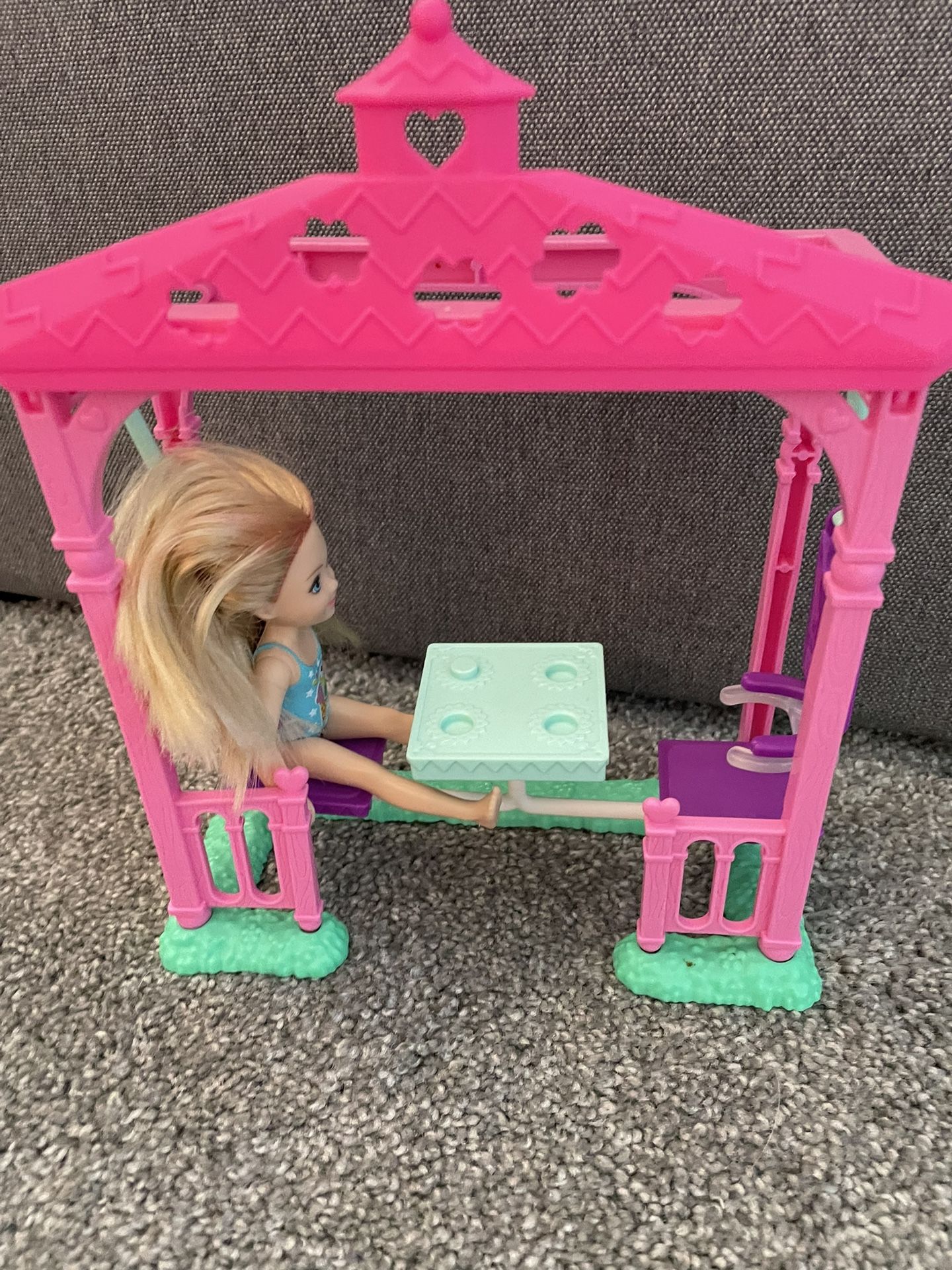 Barbie Kid Sister Swing