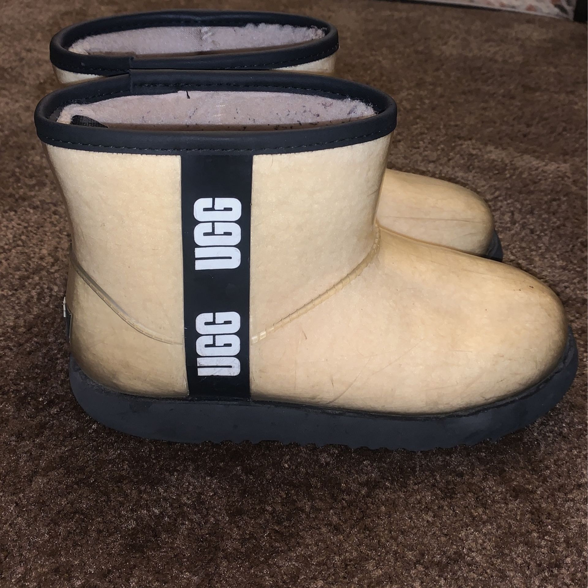 Rain Boot UGGS Cream/Black/White USED Size 5