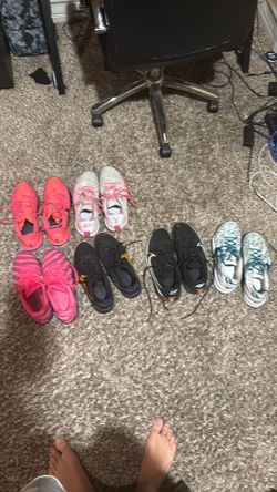 Basketball shoes