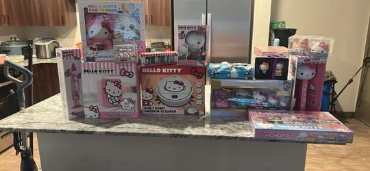 Hello Kitty Collection Bundle – New in Box