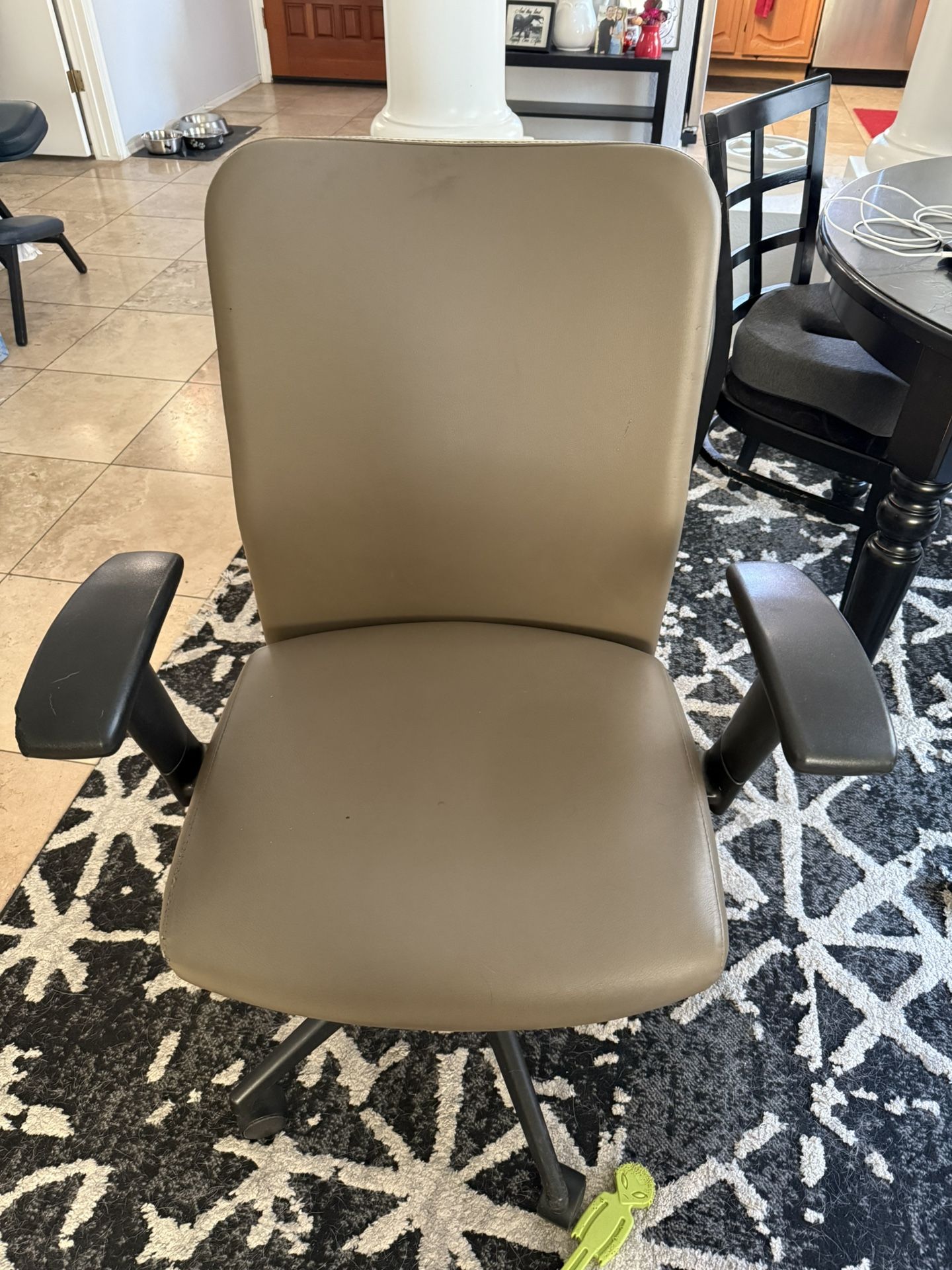 Highmark Executive Conference Chair