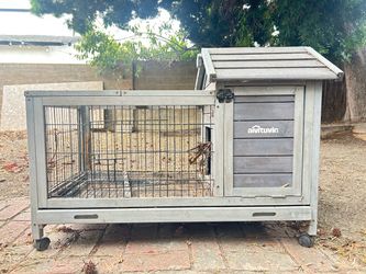 Aivituvin rabbit hutch