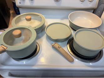 Pans for sale- handles come off