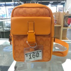 🎒 