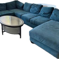 Spacious Blue Sectional Sofa with Chaise – Super Cozy & Modern