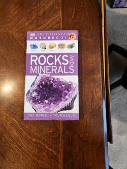Smithsonian  Nature Guide Rocks and Minerals 