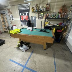 Free Pool Table 