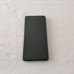 Google Pixel 7 with almost new case and one new screen protector