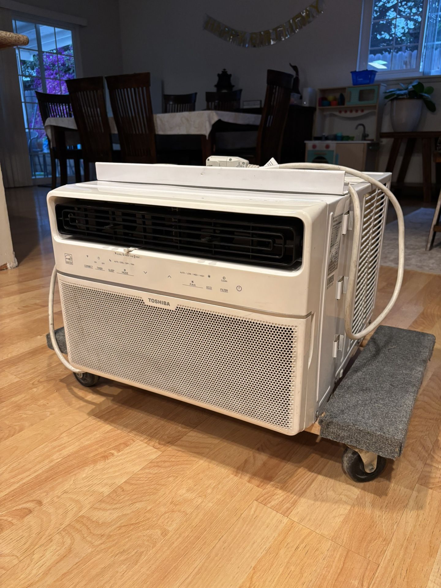 Toshibas Window AC 10000 BTU