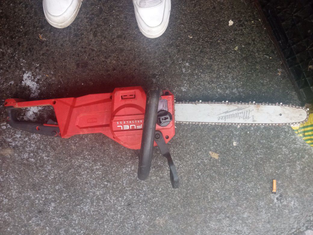 M18 Chainsaw Works Great No Battery 