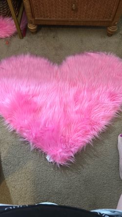 pink heart rug