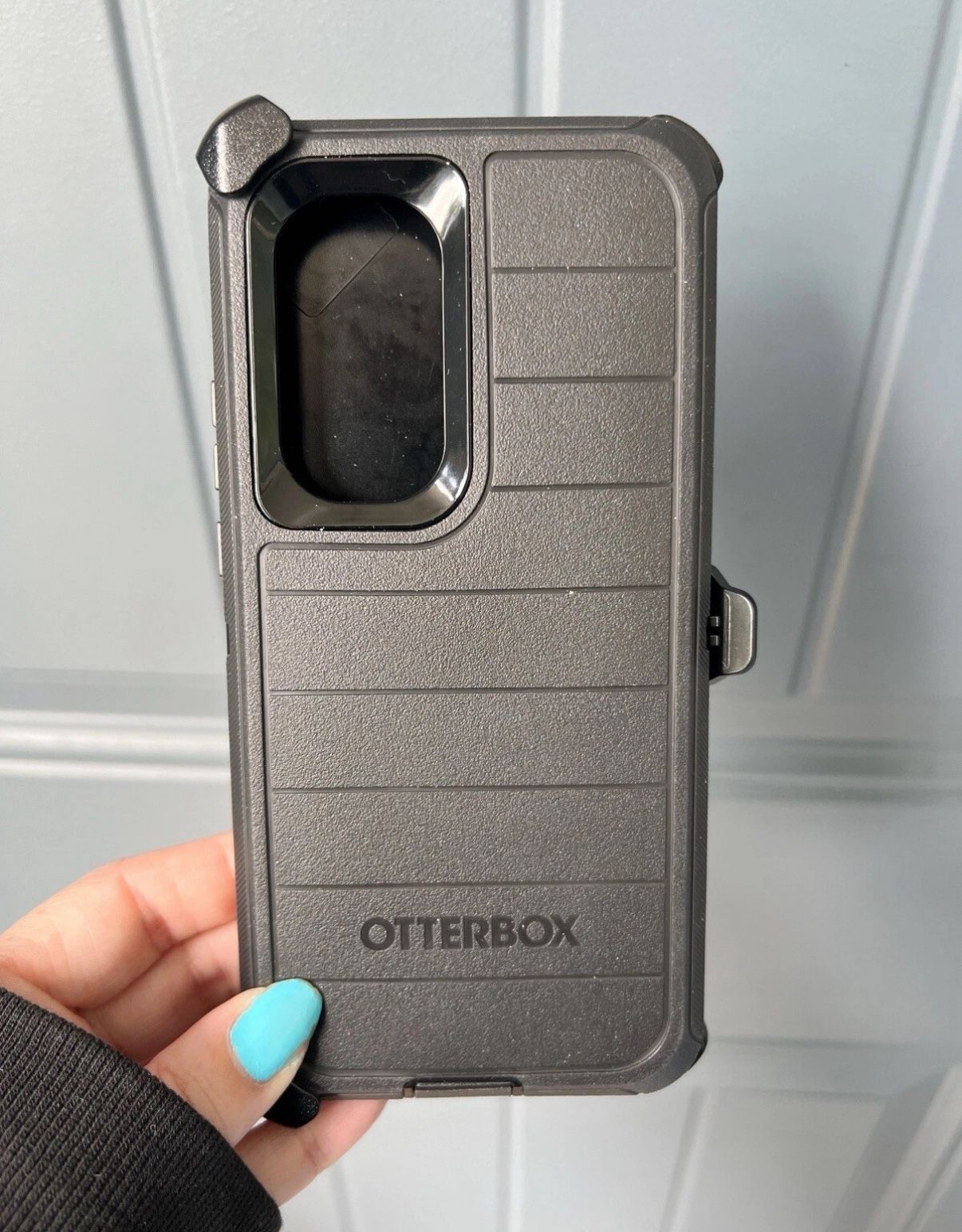 OtterBox Defender Series Pro for Motorola Moto Edge 2022 | Black
