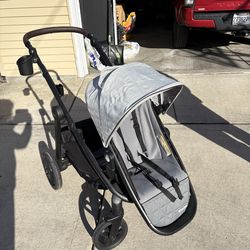 Graco Modes Nest2Grow Travel System, Slide2Me Adjustable Seat, 4 Modes of Use Capability from Infant Car Seat Carrier to a Double Stroller