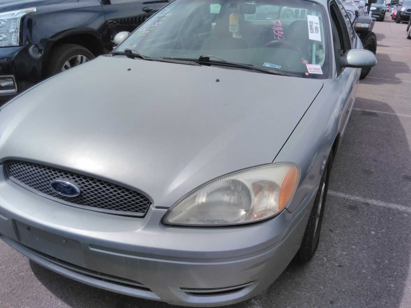 2006 Ford Taurus