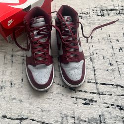 Nike high dunks