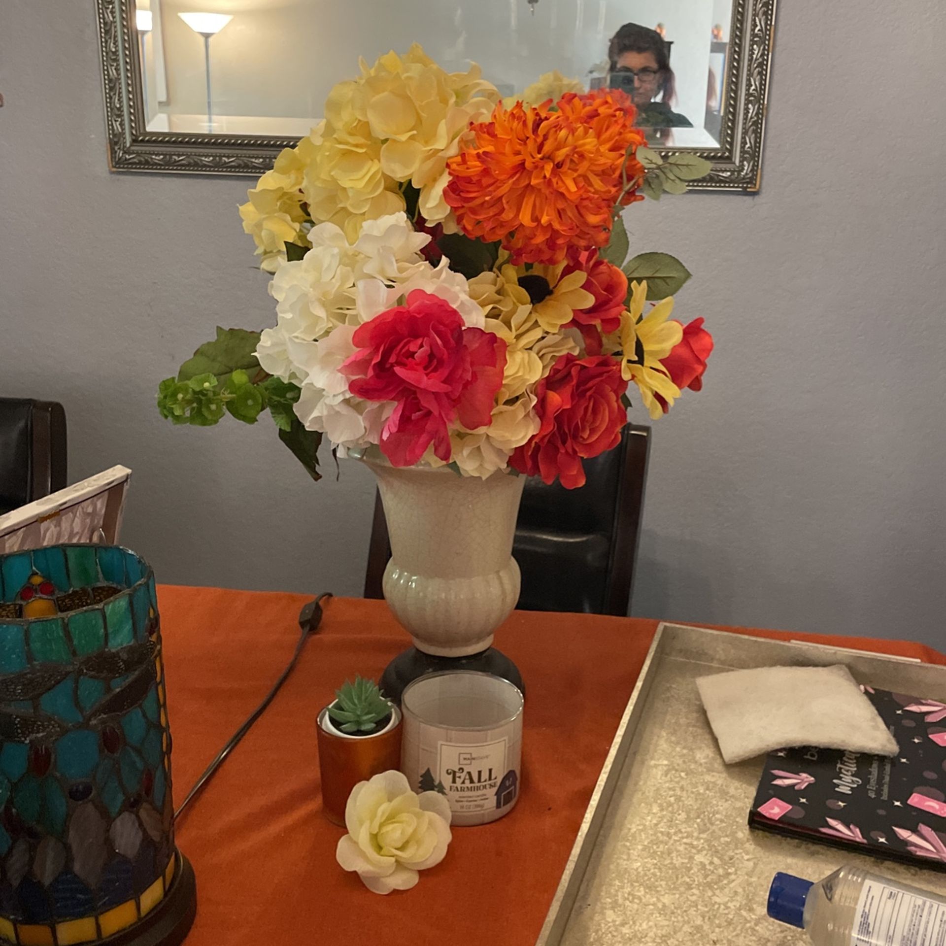 Artificial flowers And Vase