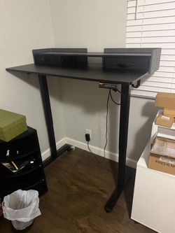 CLAiKS 48” Electric Standing Desk – Adjustable Height – Black