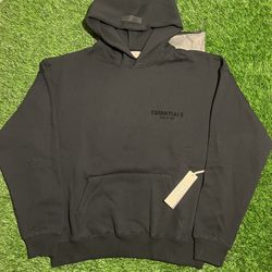 Essentials Stretch Limo 2022