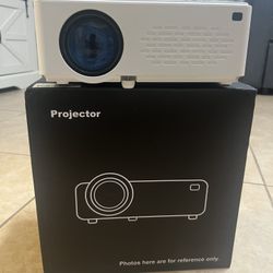 Projector Model: V08