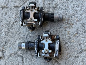 Specialized Clipless Bicycle Pedals MTN
