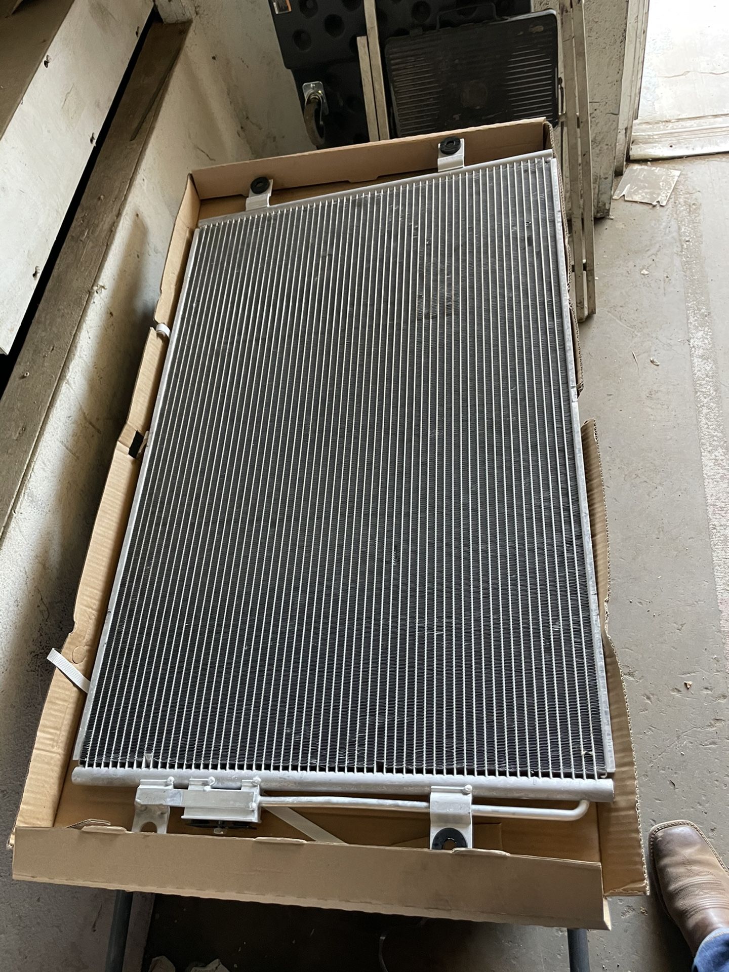Cascadia Ac Condenser