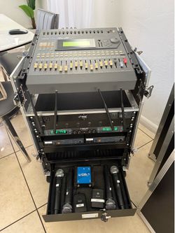 Audio equipment dj