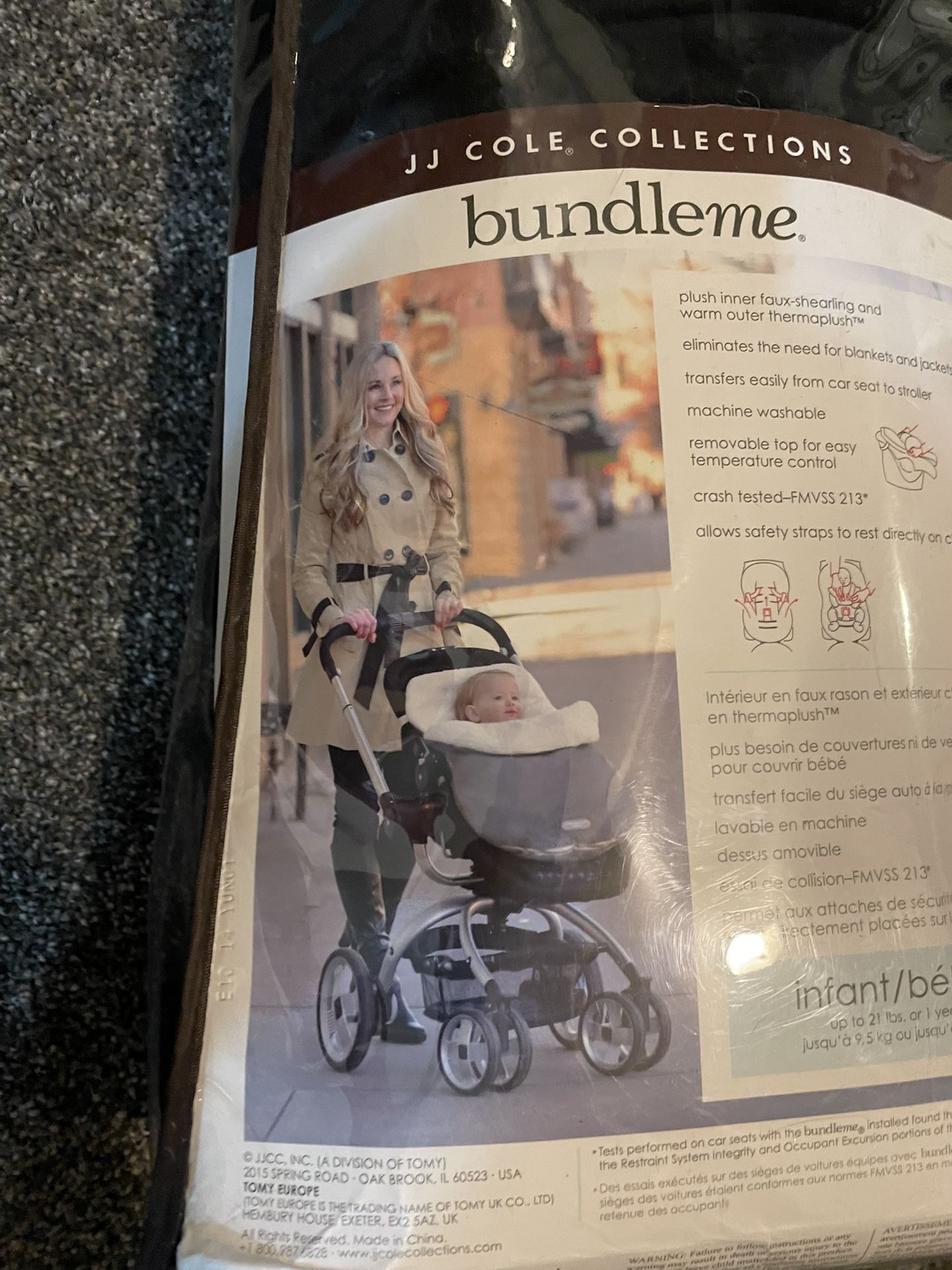 Brand New Bundle me Baby Bundle