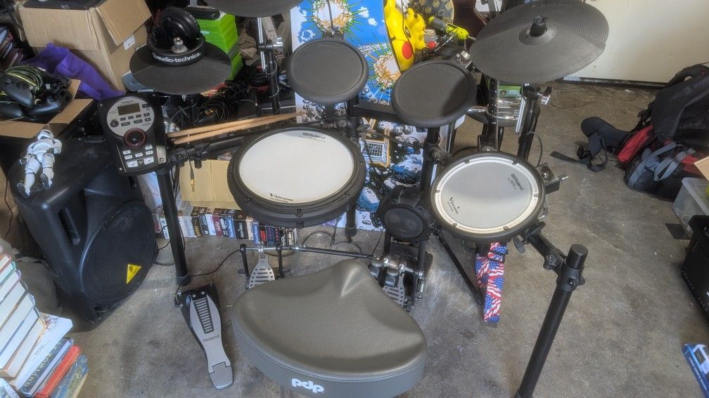Roland V -Drums Electronic Drum set  TD-11