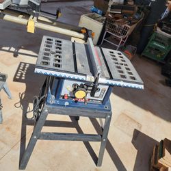 MAQUINAS CORTADORAS DE MADERA