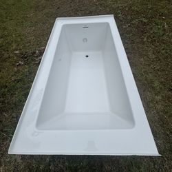 Bathtub 