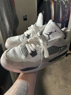 Air Jordan 4 White Cement Sneakers