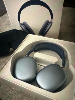 Apple AirPods Max Skyblue