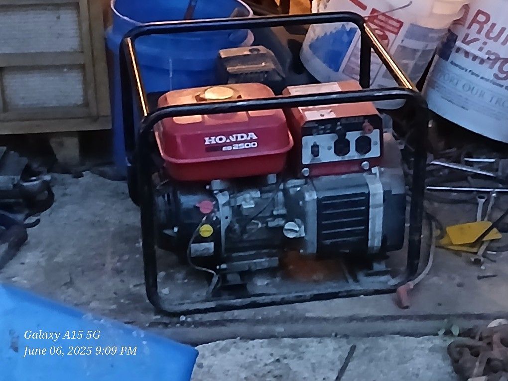 EG 2500x Honda MOTORS