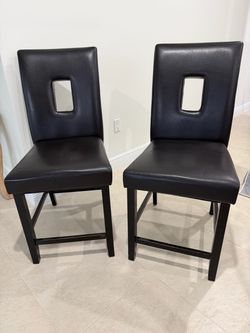 Kitchen counter chairs