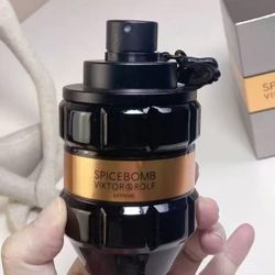 Viktor&rolf Spicebomb 90ml  perfume