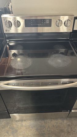 LG Glass Top Stove