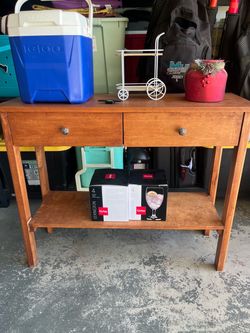 Storage shelf