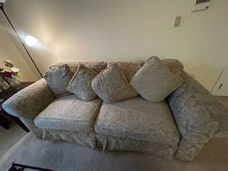 Broyhill couch