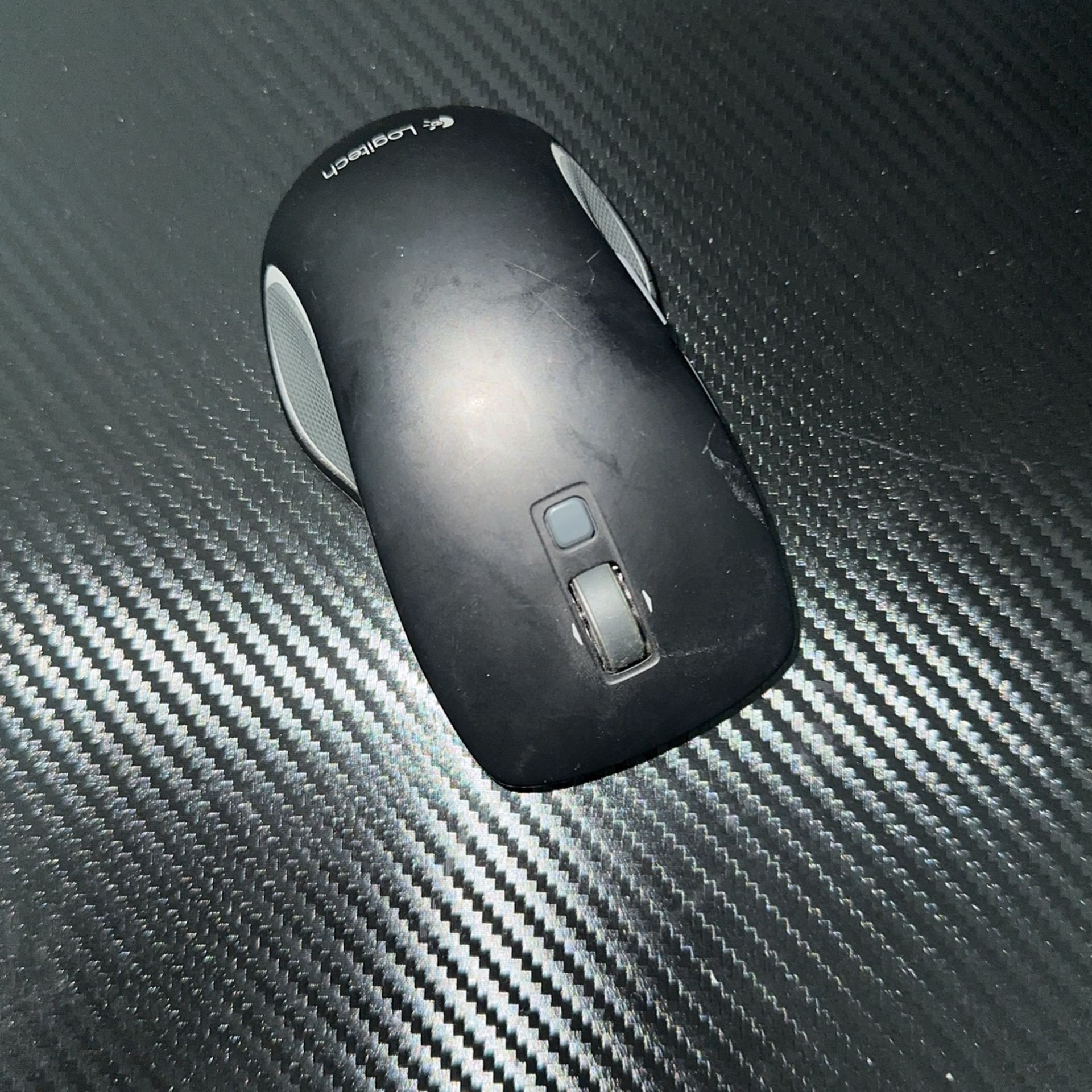 Logictech Wireless Mouse