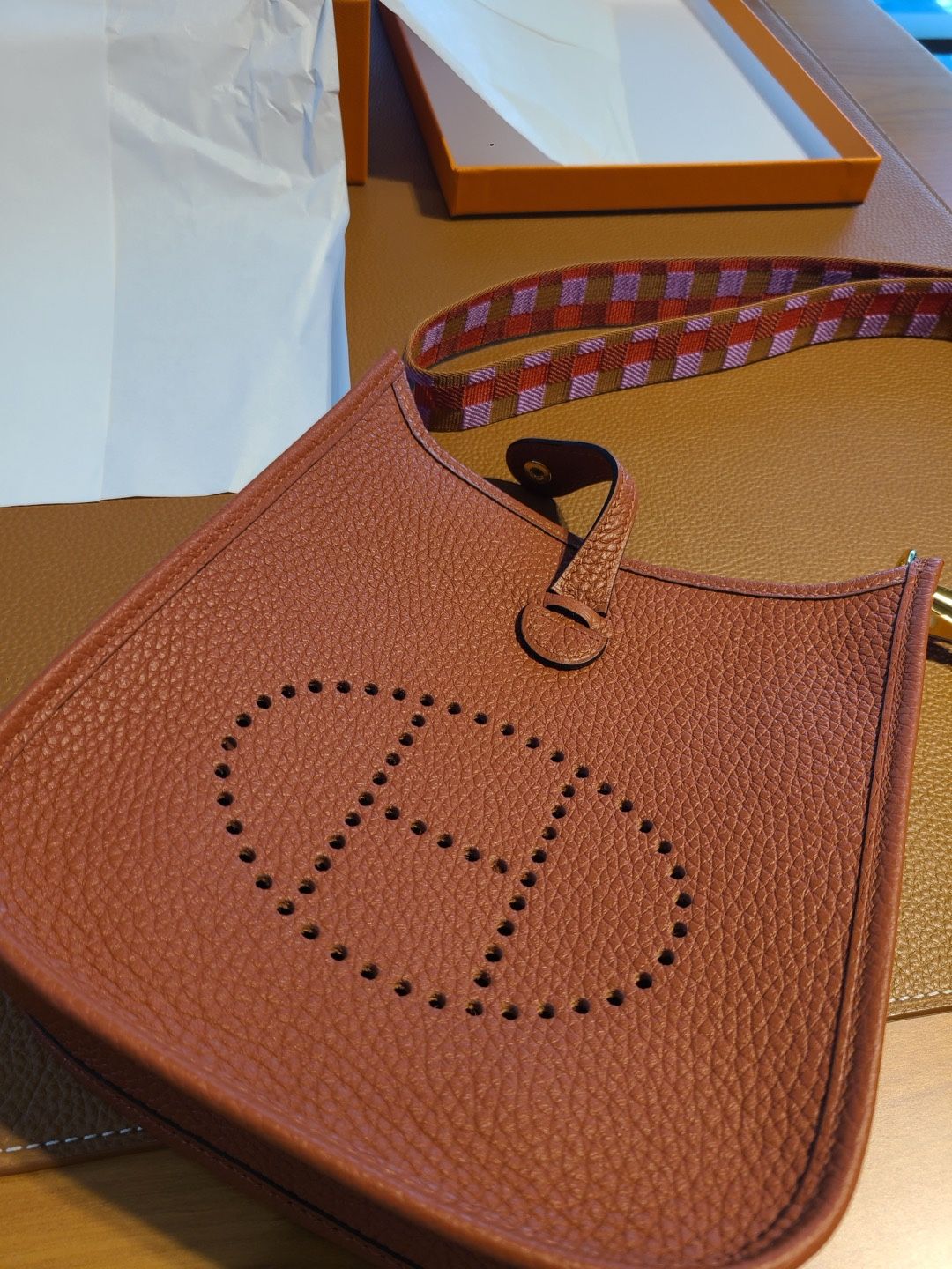 Hermes Evelyne