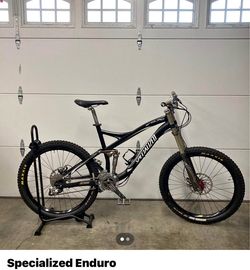 Specialized Enduro Size Large
