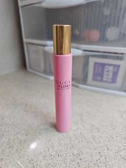 Gucci Flora Gorgeous Gardenia Rollerball Perfume