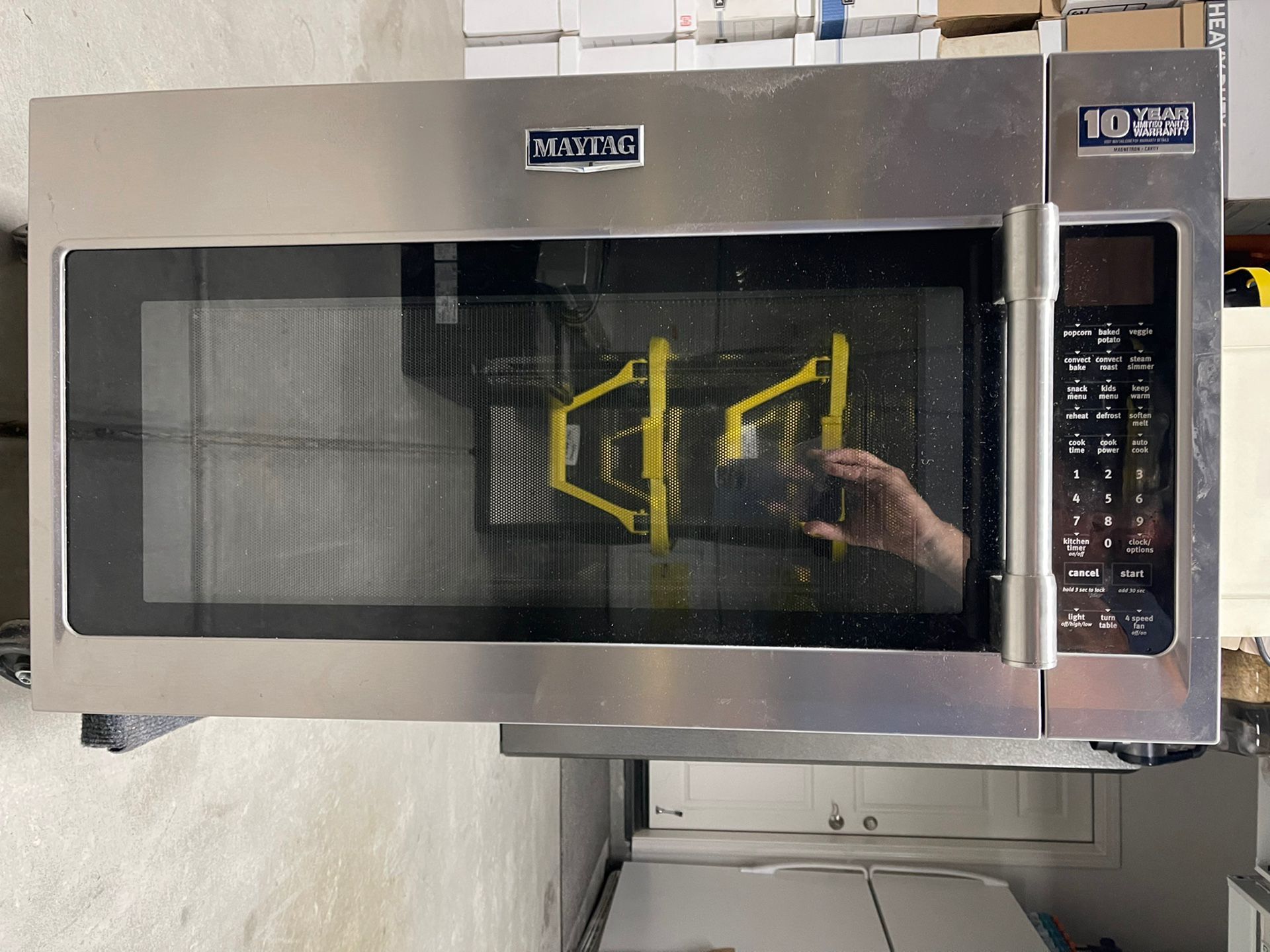 Maytag Microwave MMV6190FZ - Like New