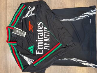 Adidas Arsenal soccer jersey size medium men new